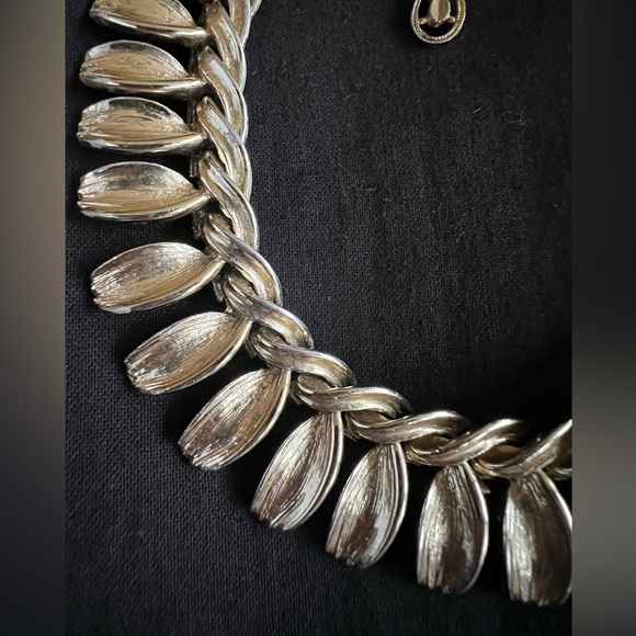 Vintage Choker - Picture 2 of 9